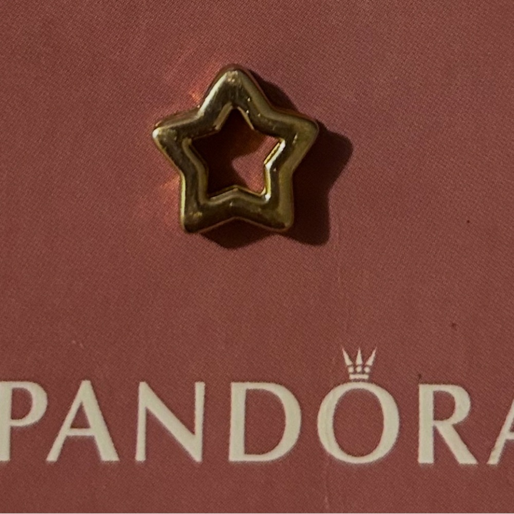 PANDORA Reflexions star clip charm in 14k gold-plated